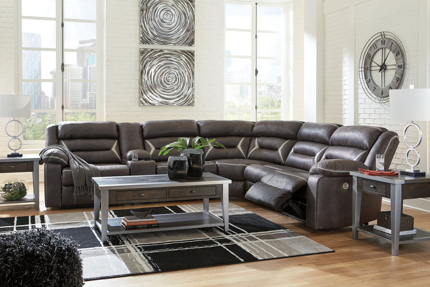 Kincord 4-Piece Sectional with Recliner